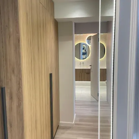 Kultowy Z Widokiem Апартаменты Вроцлав